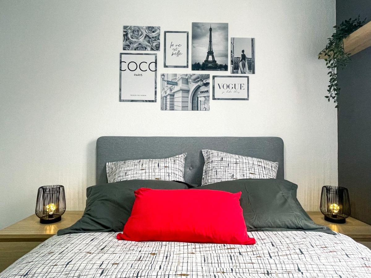Redlounge Apartment ตูลูส ภายนอก รูปภาพ